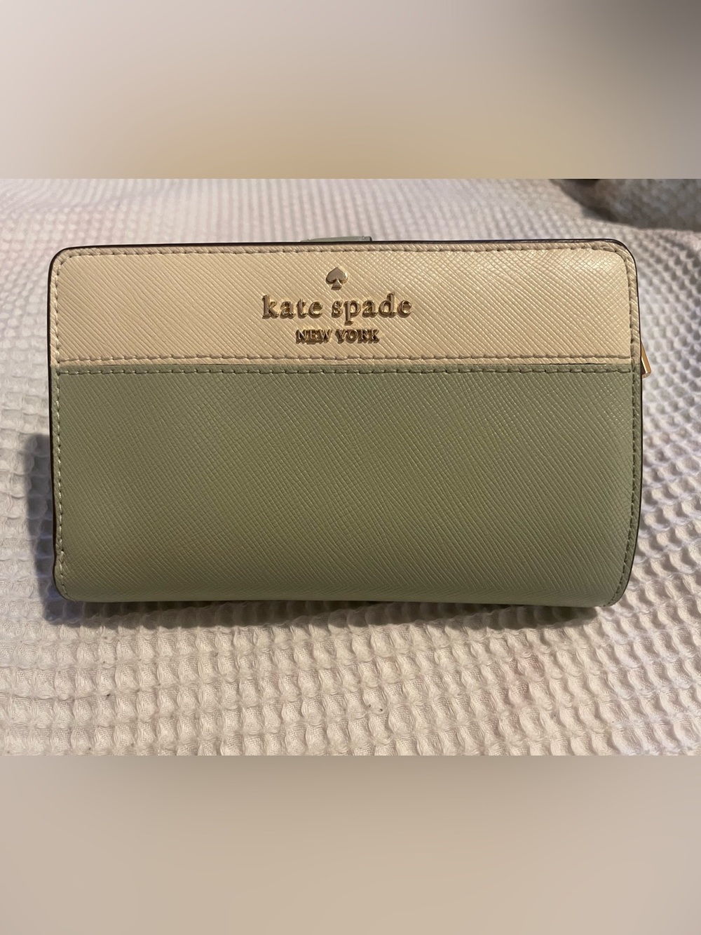 kate spade Two-Tone Sage Green & Cream Saffiano Wallet